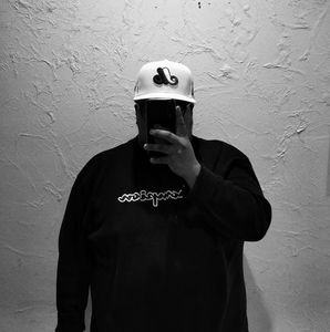 Meet your Posher, Felix immanuel